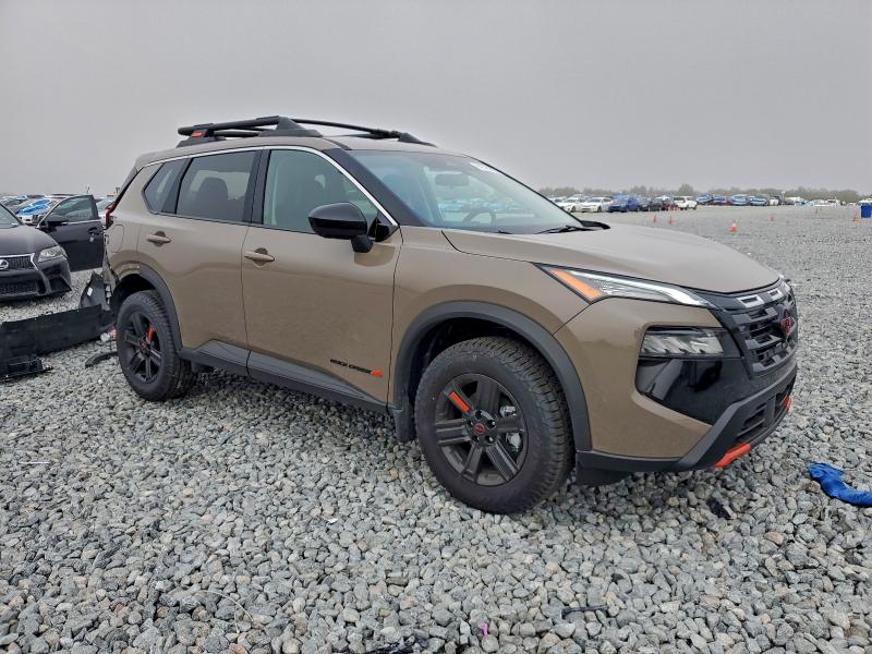 Фото 4 - NISSAN ROGUE