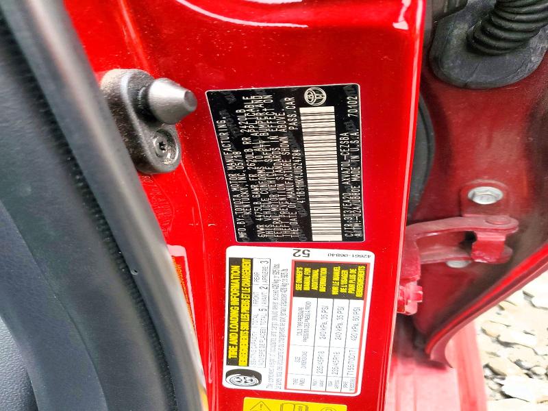 Фото 12 - TOYOTA CAMRY