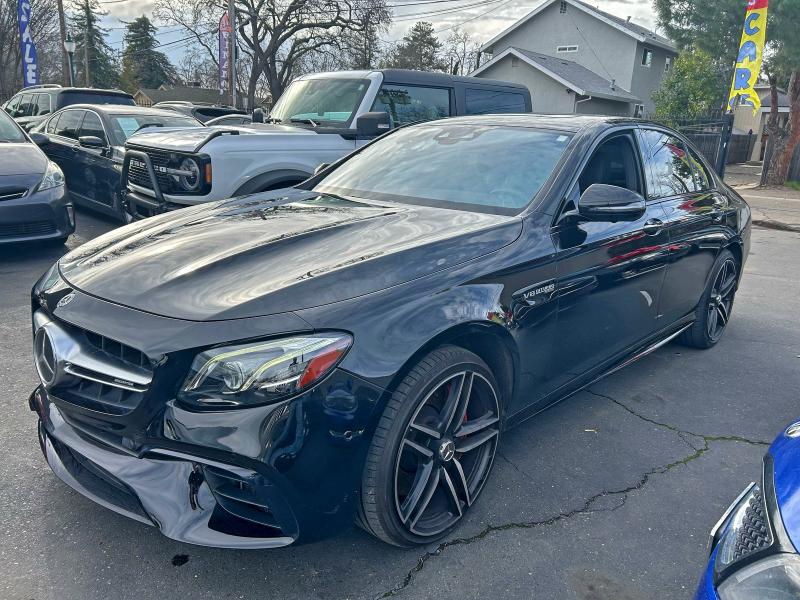 Фото 2 - MERCEDES-BENZ E-CLASS