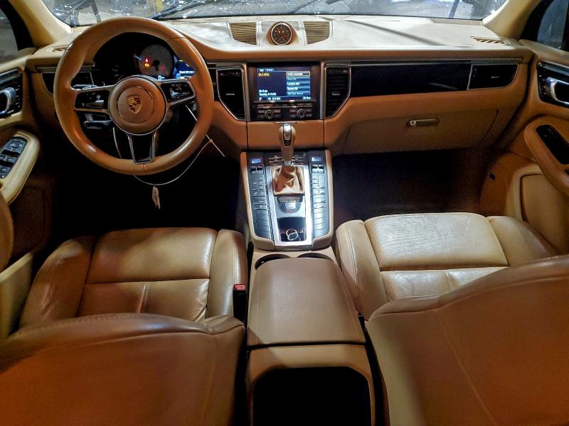Фото 8 - PORSCHE MACAN