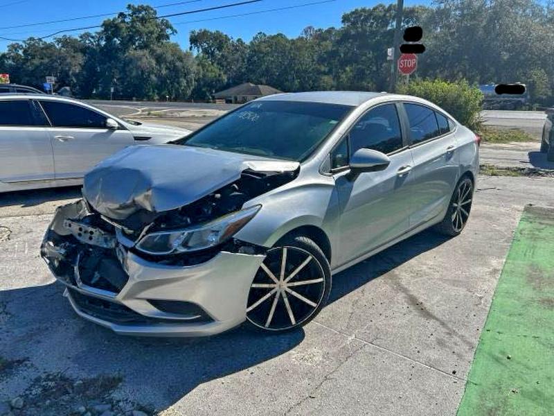 Фото 2 - CHEVROLET CRUZE