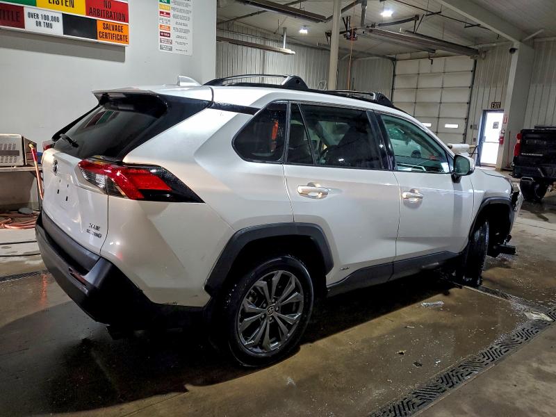 Фото 3 - TOYOTA RAV4