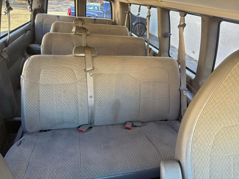 Фото 9 - GMC SAVANA