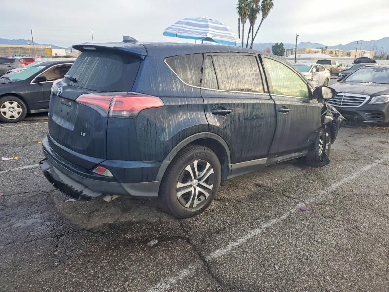 Фото 3 - TOYOTA RAV4