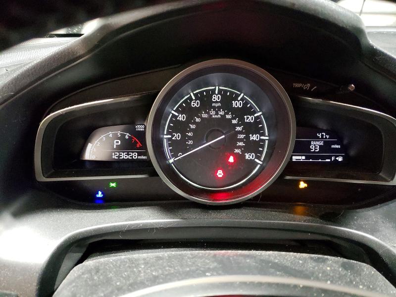 Фото 9 - MAZDA 3