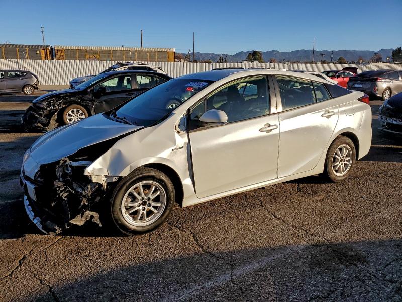 Фото 1 - TOYOTA PRIUS