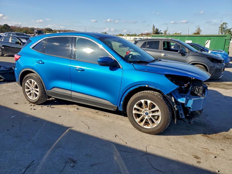 Фото 4 - FORD ESCAPE