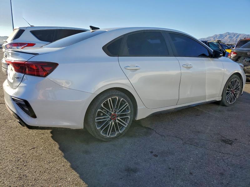 Фото 3 - KIA FORTE