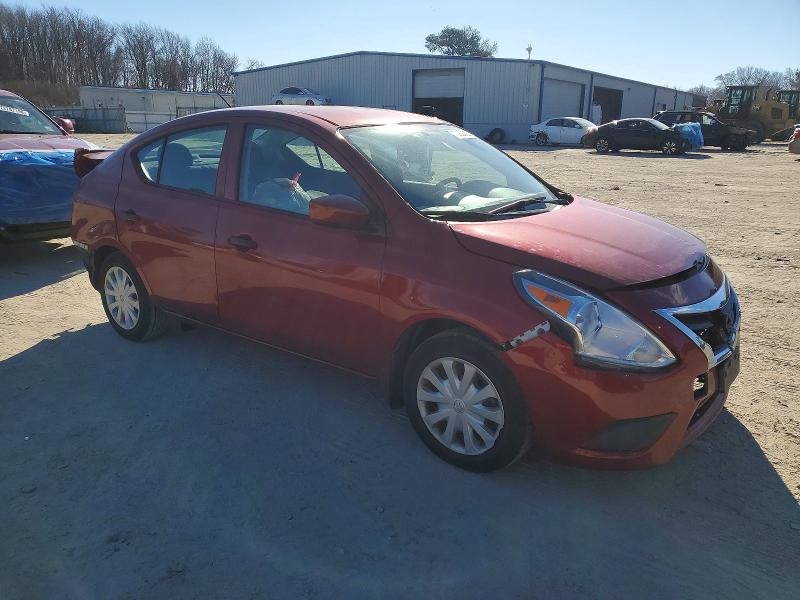 Фото 4 - NISSAN VERSA