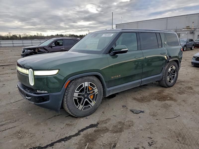 RIVIAN RIS 2022 VIN 7PDSGABL9NN000891