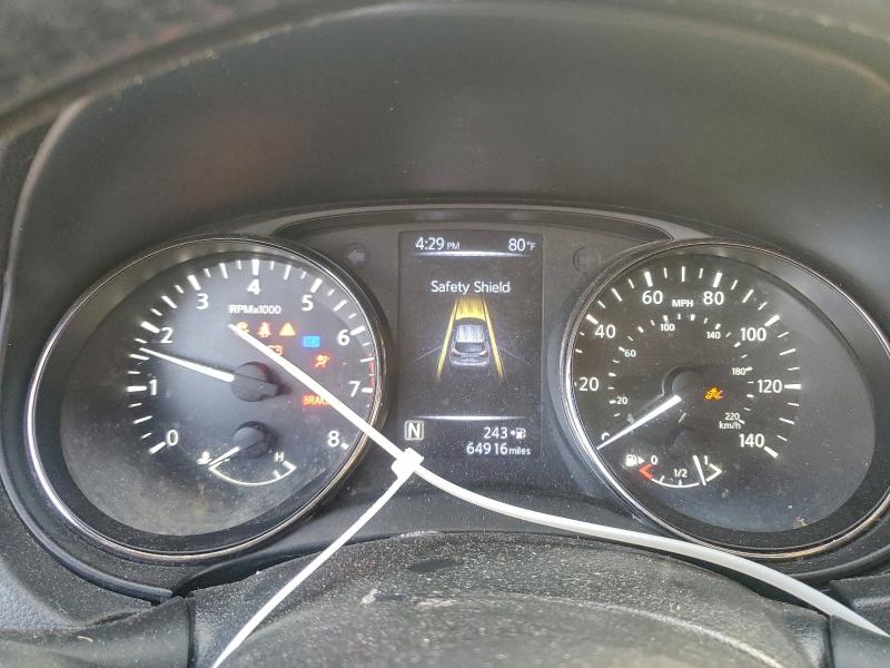 Фото 9 - NISSAN ROGUE