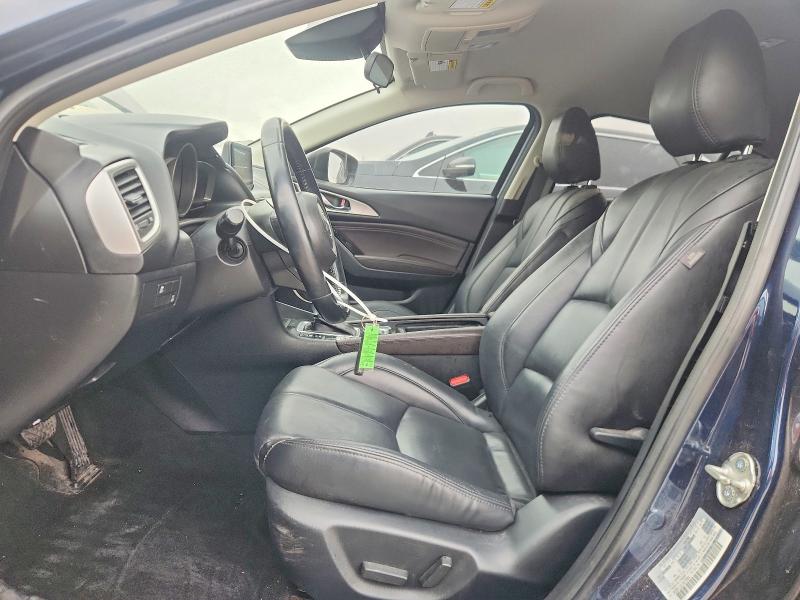 Фото 7 - MAZDA 3