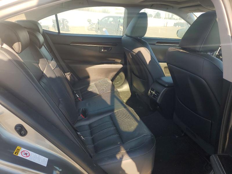 Фото 10 - LEXUS ES350