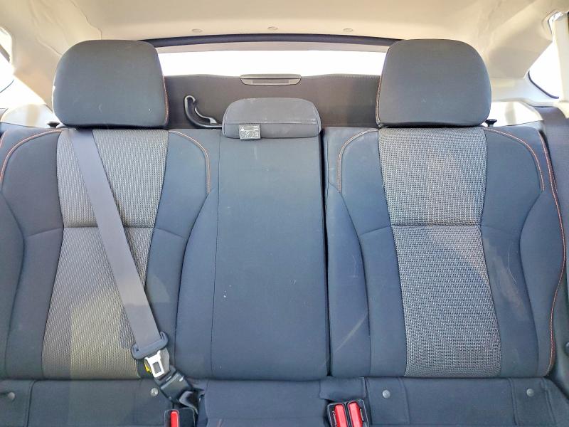 Фото 10 - SUBARU CROSSTREK