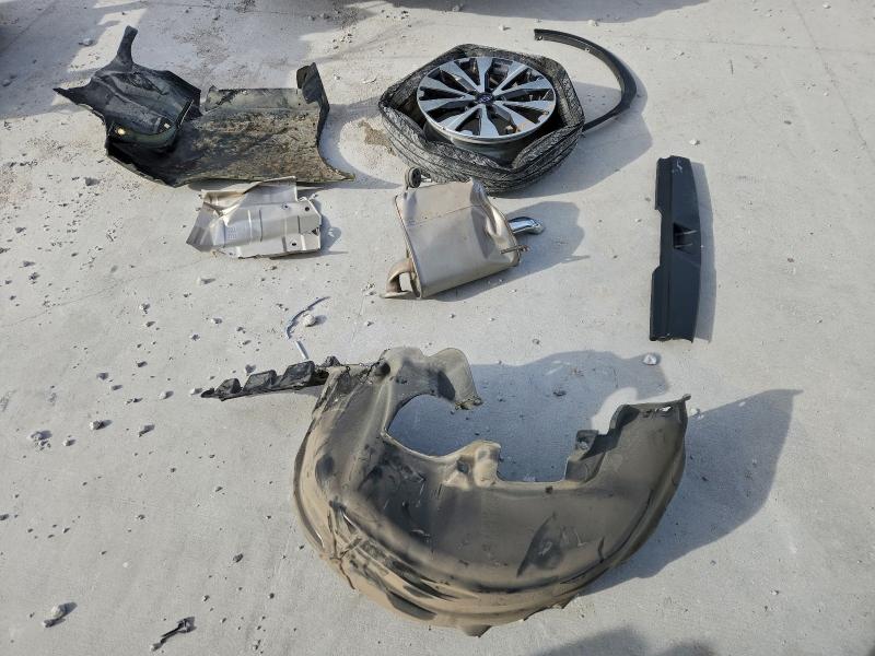 Фото 13 - SUBARU OUTBACK