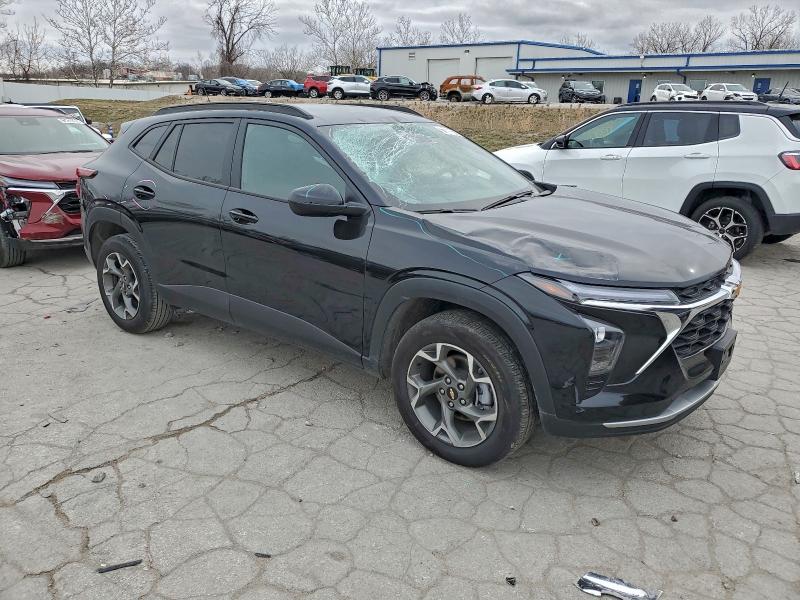 Фото 4 - CHEVROLET TRAX