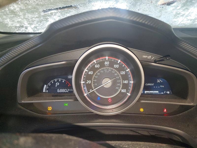 Фото 9 - MAZDA 3