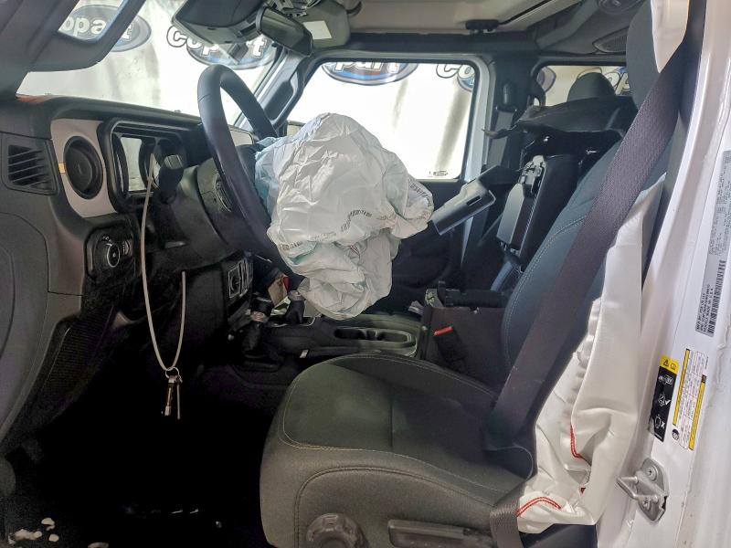 Фото 7 - JEEP WRANGLER