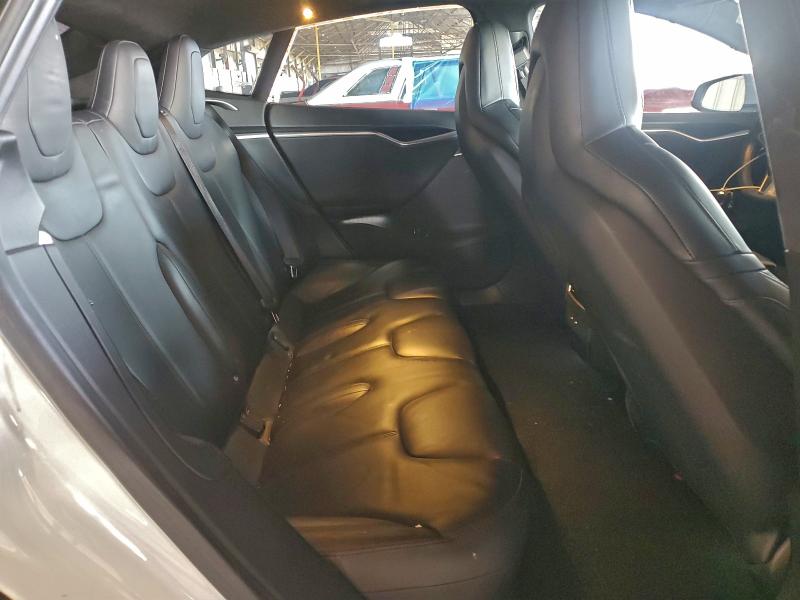 Фото 10 - TESLA MODEL S