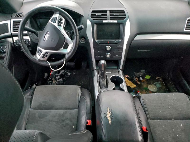 Фото 8 - FORD EXPLORER