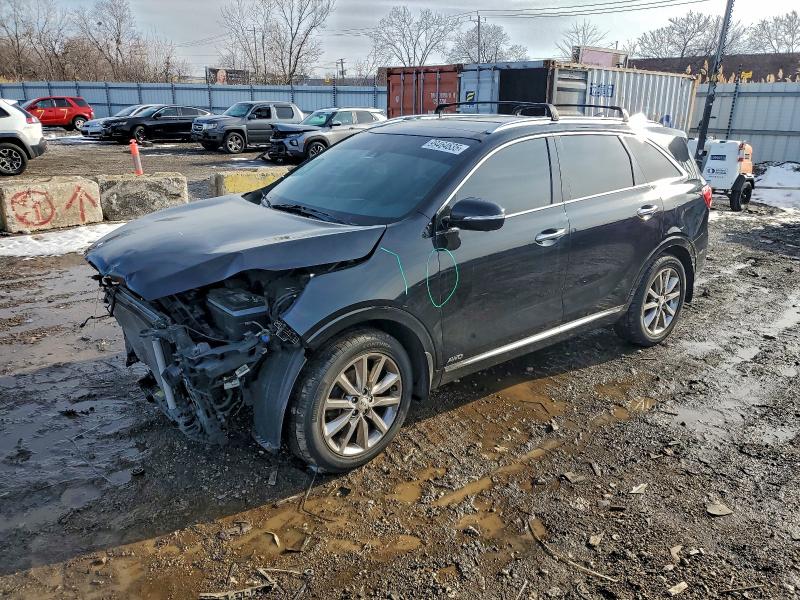 Фото 1 - KIA SORENTO