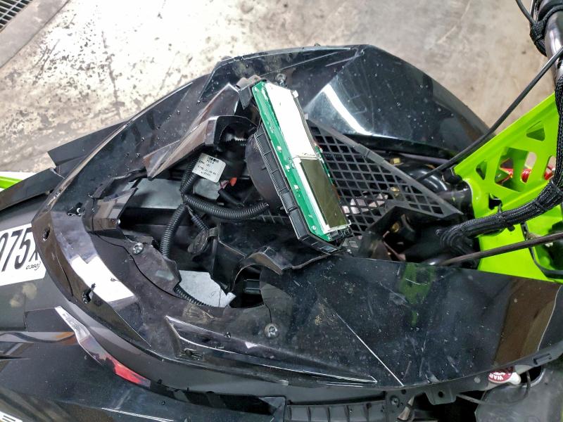 ARCTIC-CAT ZR8000 2021