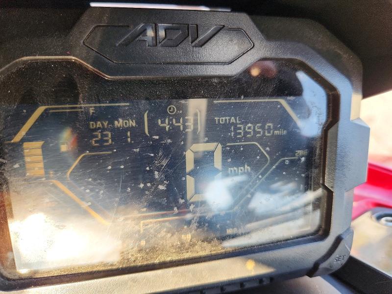 Фото 7 - HONDA ADV150