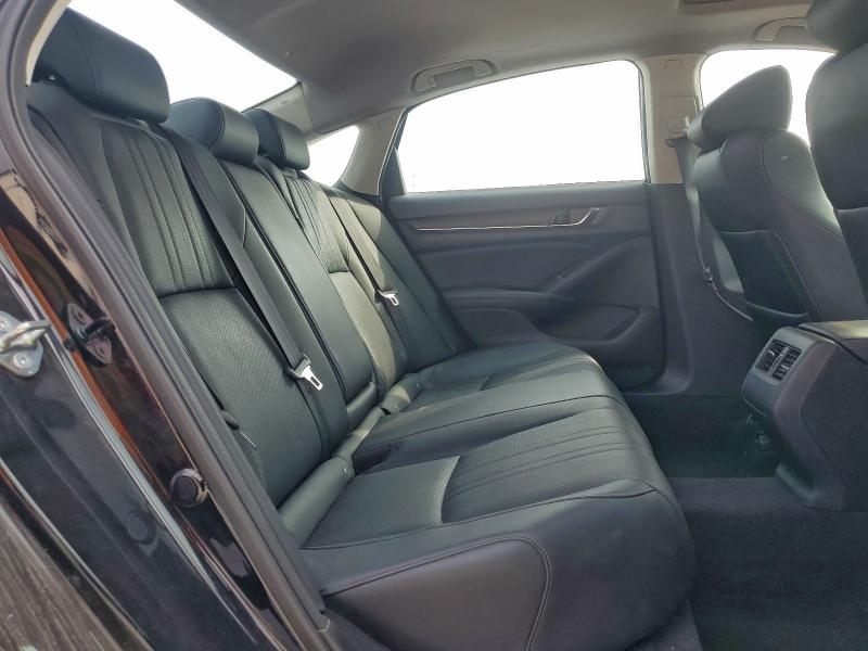 Фото 10 - HONDA ACCORD