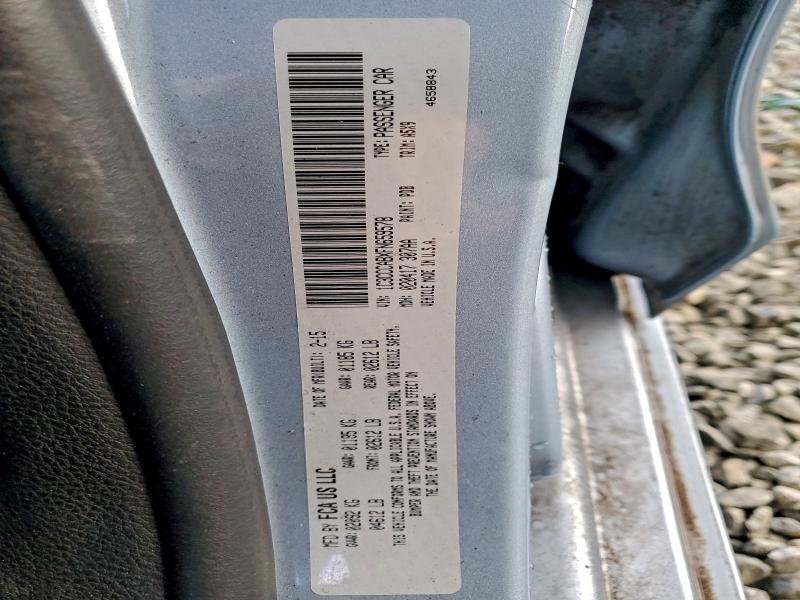 Фото 12 - CHRYSLER 200