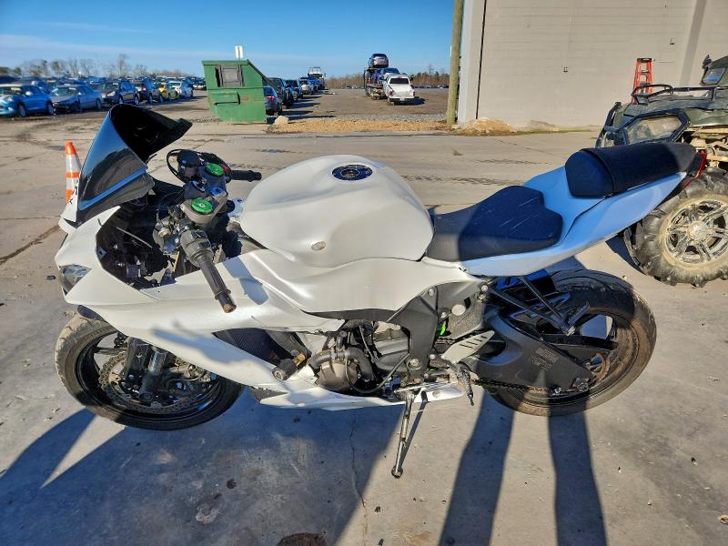 KAWASAKI NINJA 600 2015