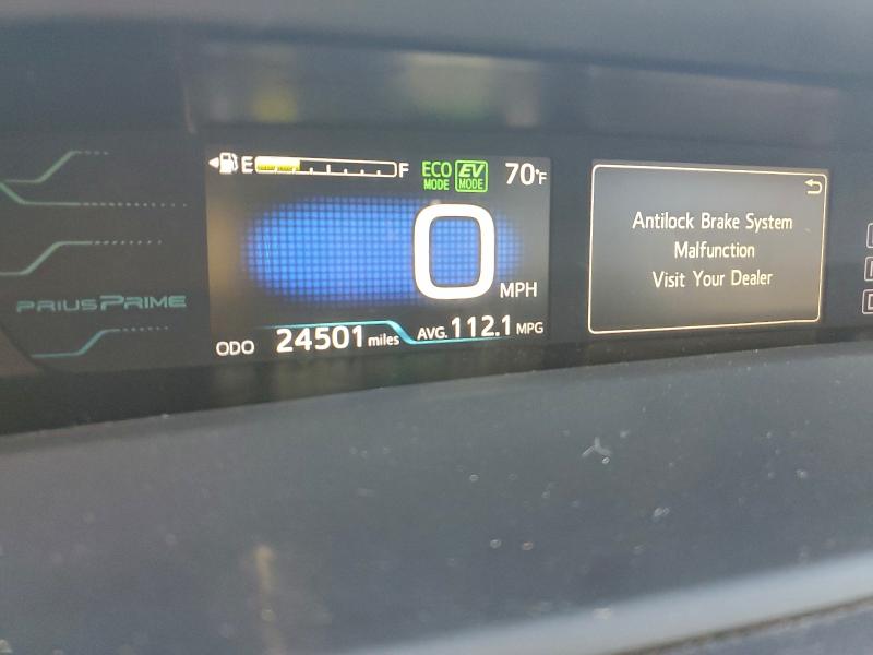 Фото 9 - TOYOTA PRIUS