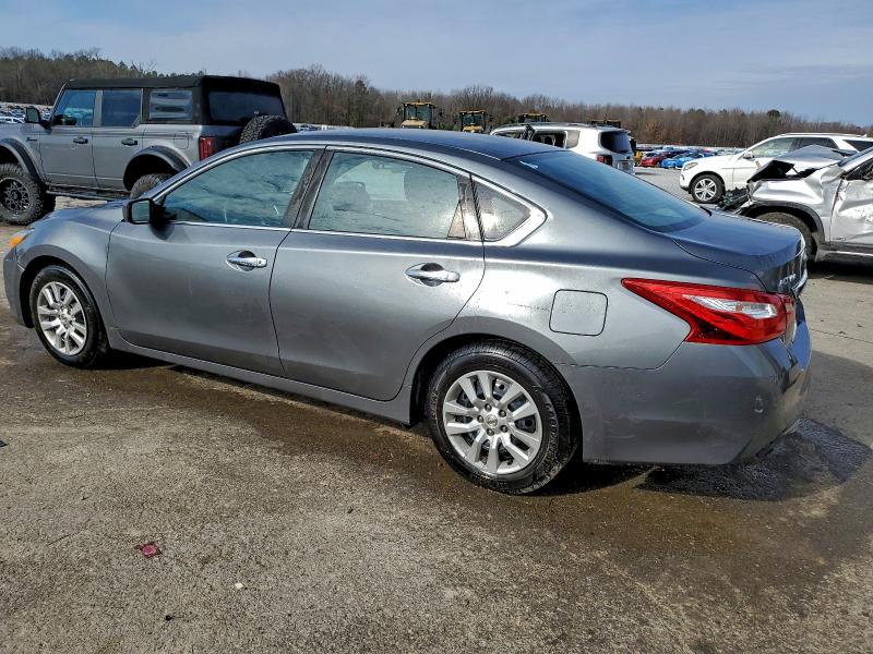 Фото 2 - NISSAN ALTIMA