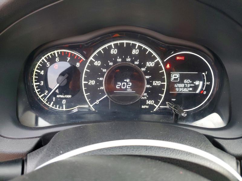 Фото 9 - NISSAN VERSA