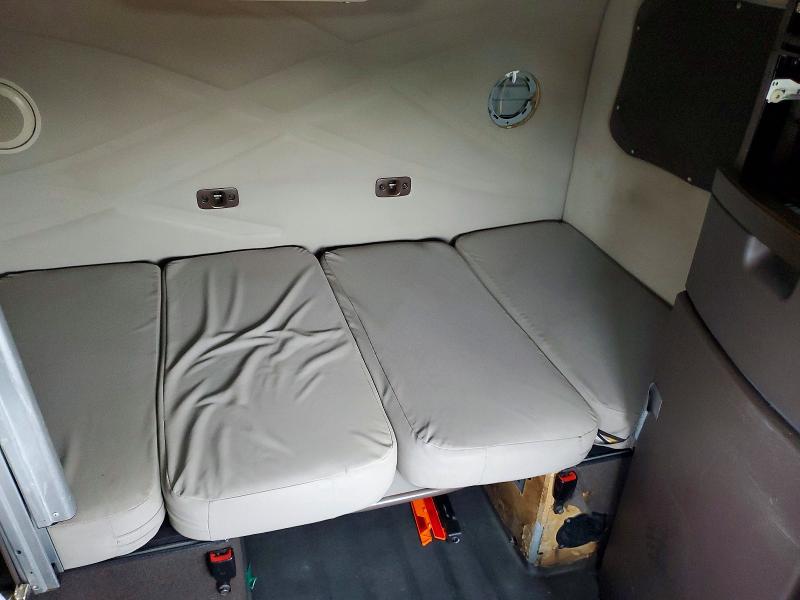 Фото 6 - VOLVO All Models