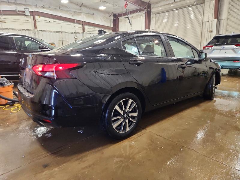 Фото 3 - NISSAN VERSA