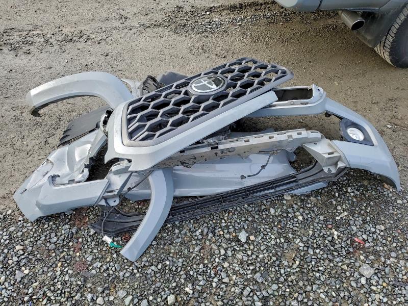 Фото 12 - TOYOTA TACOMA