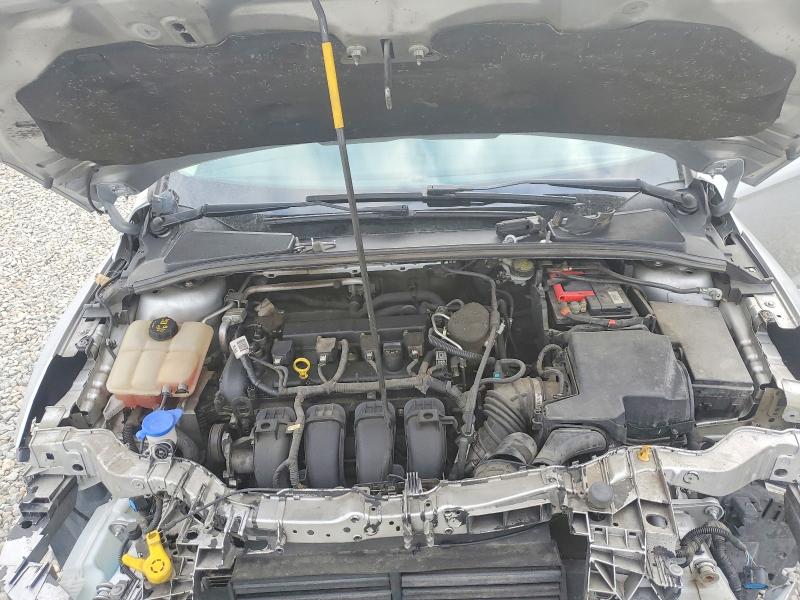 Фото 11 - FORD FOCUS