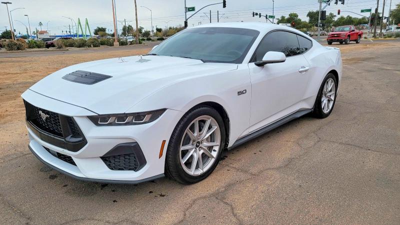 Фото 2 - FORD MUSTANG