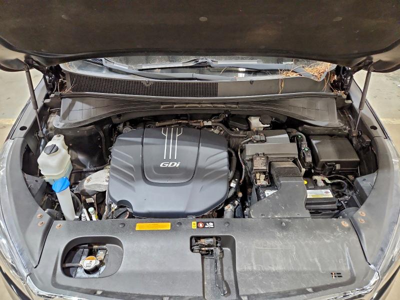 Фото 12 - KIA SORENTO