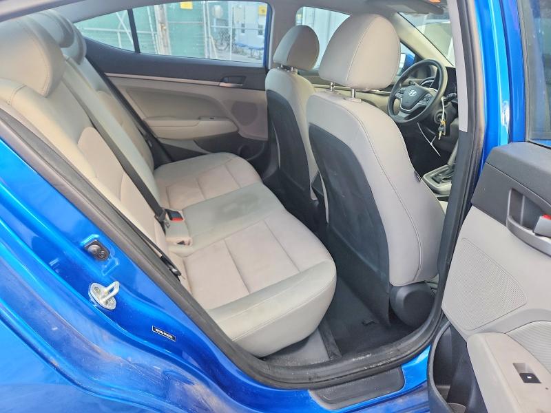 Фото 10 - HYUNDAI ELANTRA