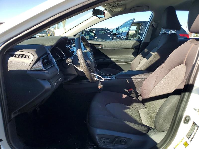 Фото 7 - TOYOTA CAMRY