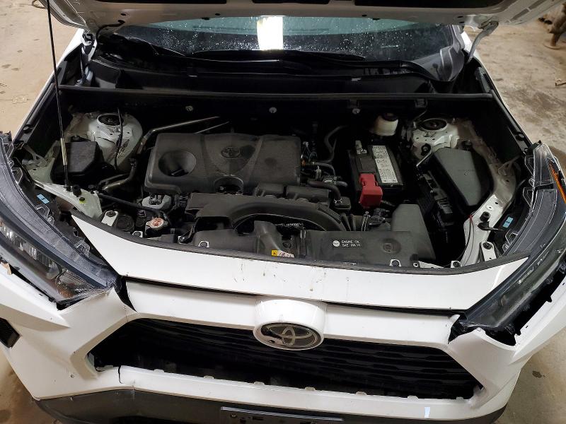 Фото 11 - TOYOTA RAV4