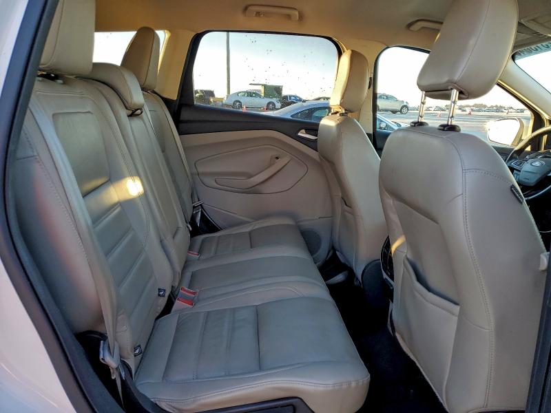 Фото 10 - FORD ESCAPE