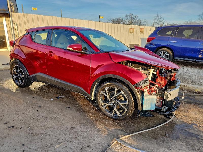 Фото 4 - TOYOTA C-HR