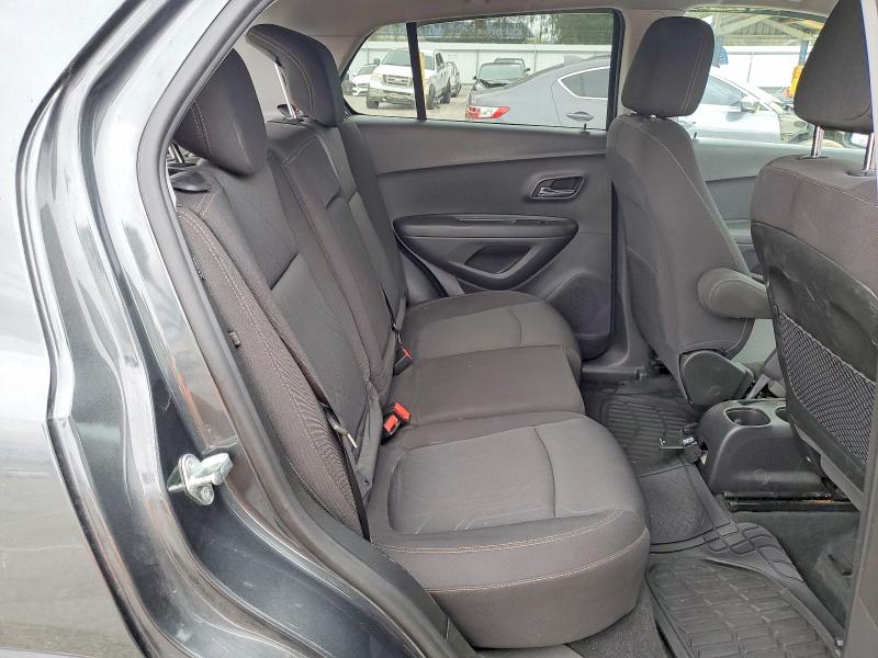 Фото 11 - CHEVROLET TRAX