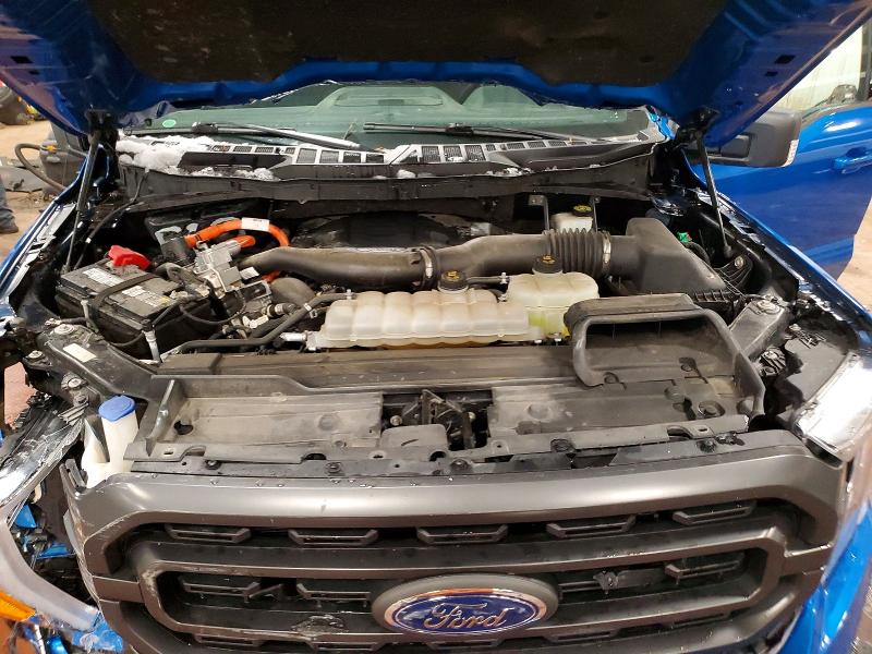 Фото 11 - FORD F-150