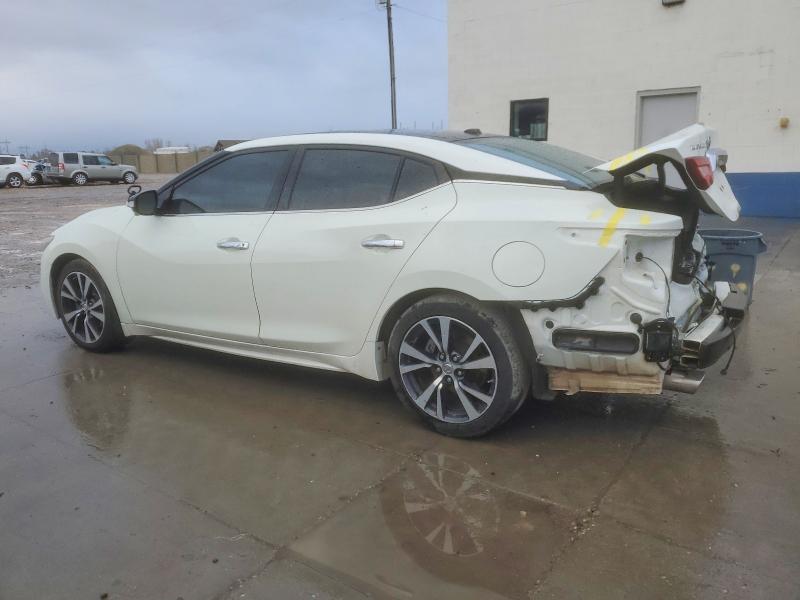 Фото 2 - NISSAN MAXIMA