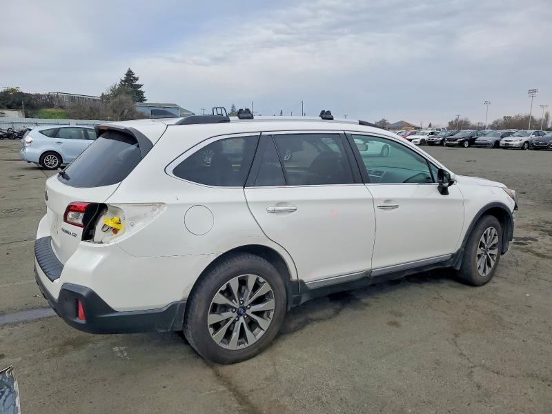 Фото 3 - SUBARU OUTBACK