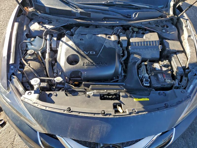 Фото 11 - NISSAN MAXIMA