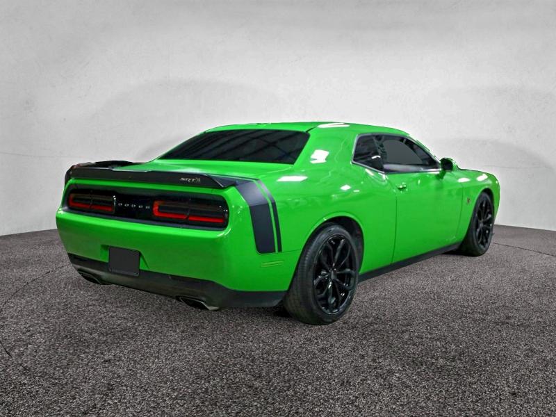 Фото 4 - DODGE CHALLENGER